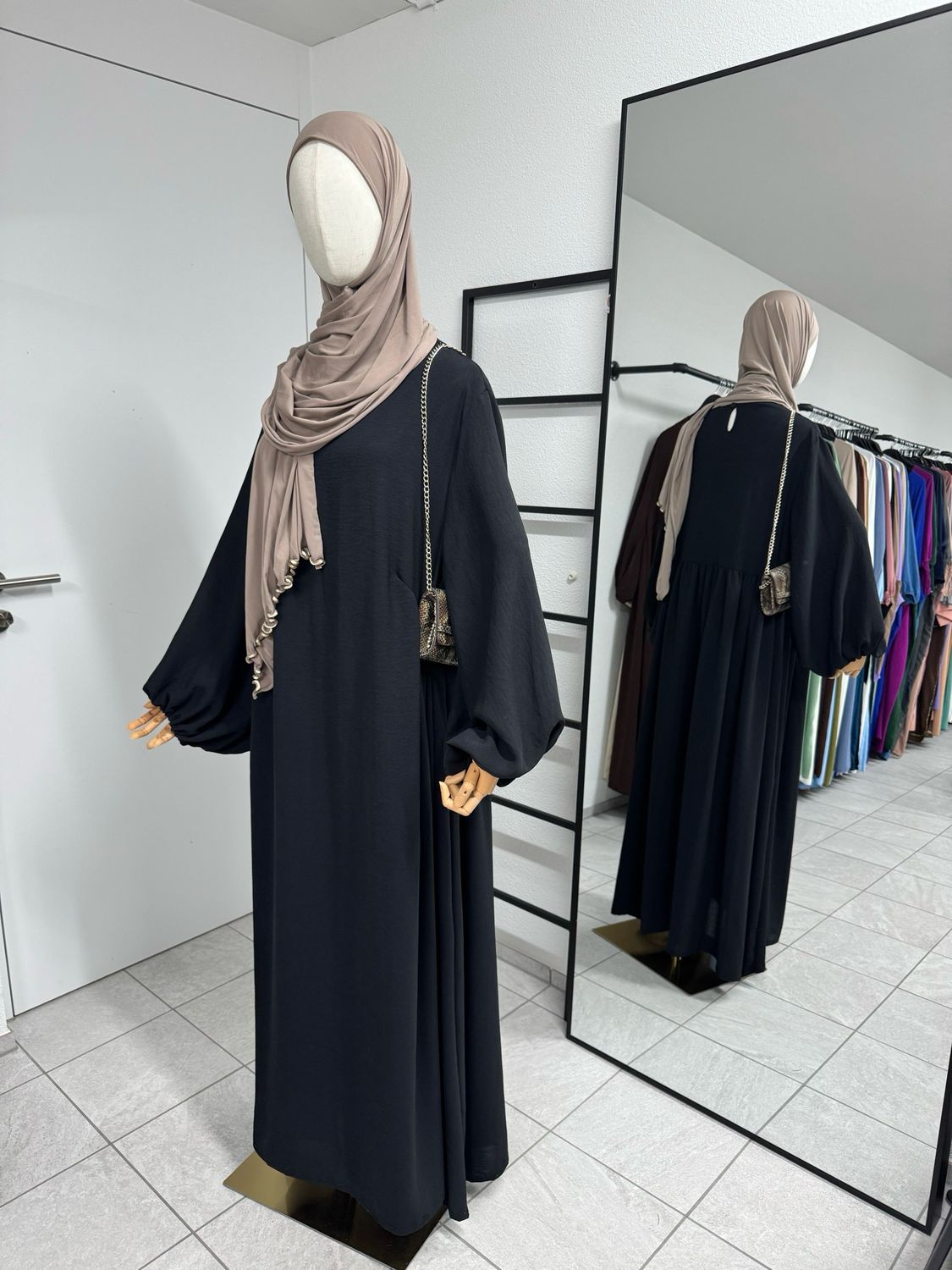 Abaya Al-Nada