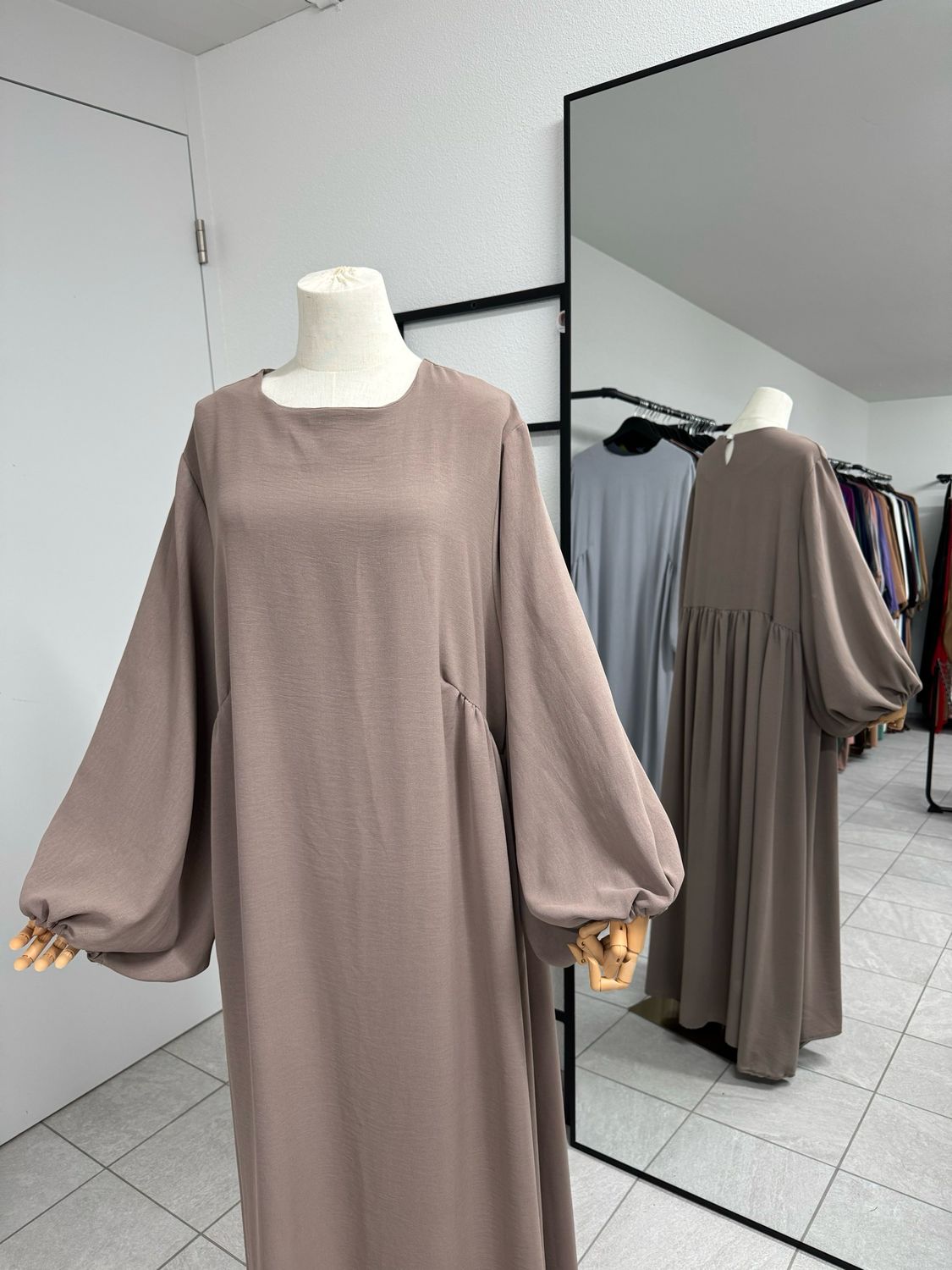 Abaya Al-Nada