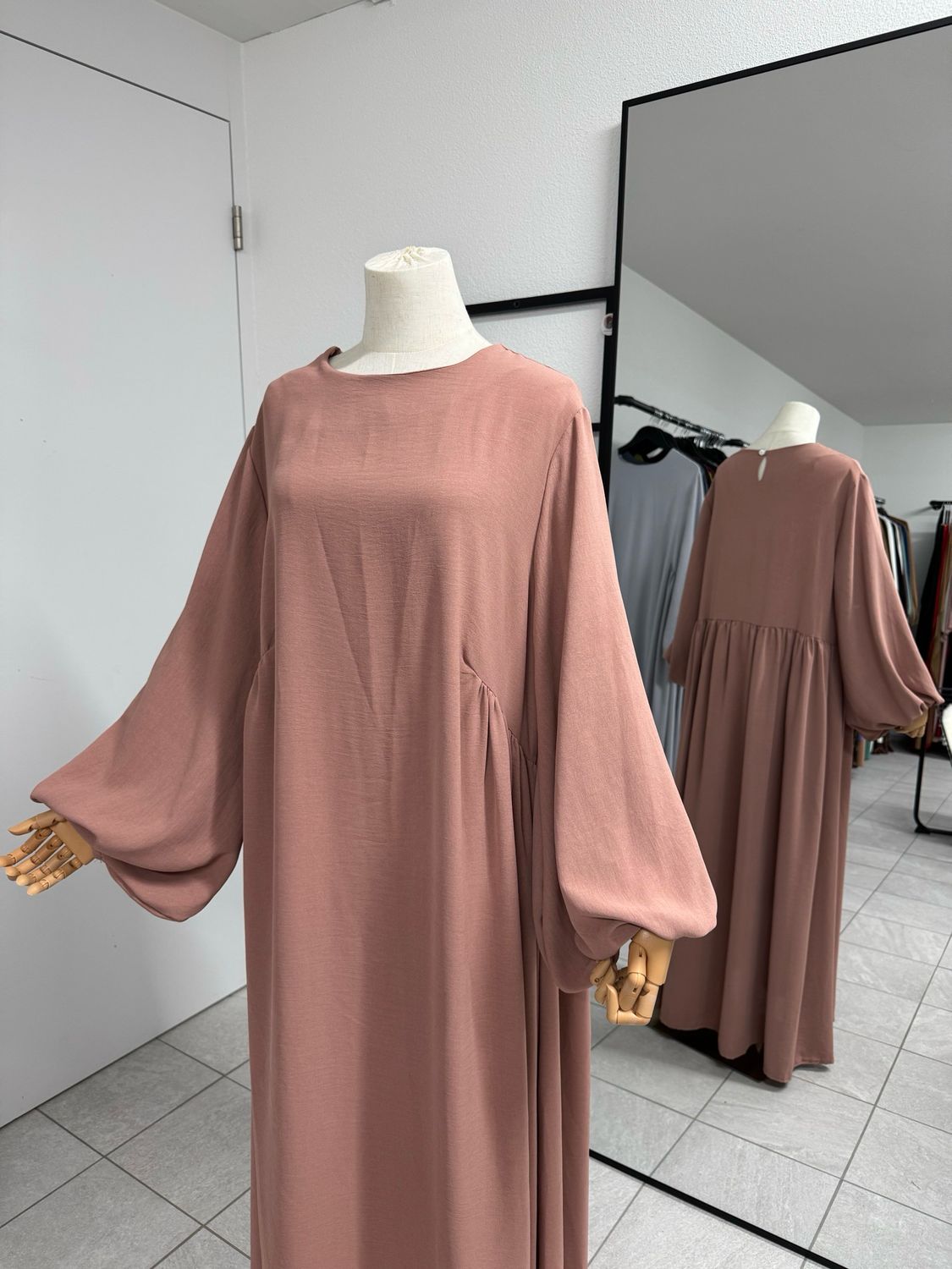 Abaya Al -Nada