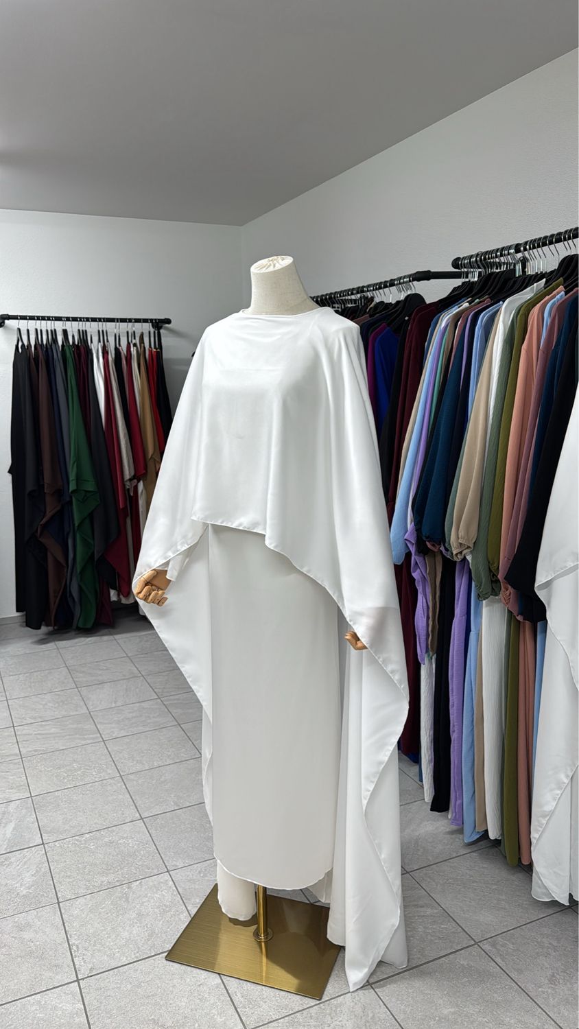 Pearl Abaya 