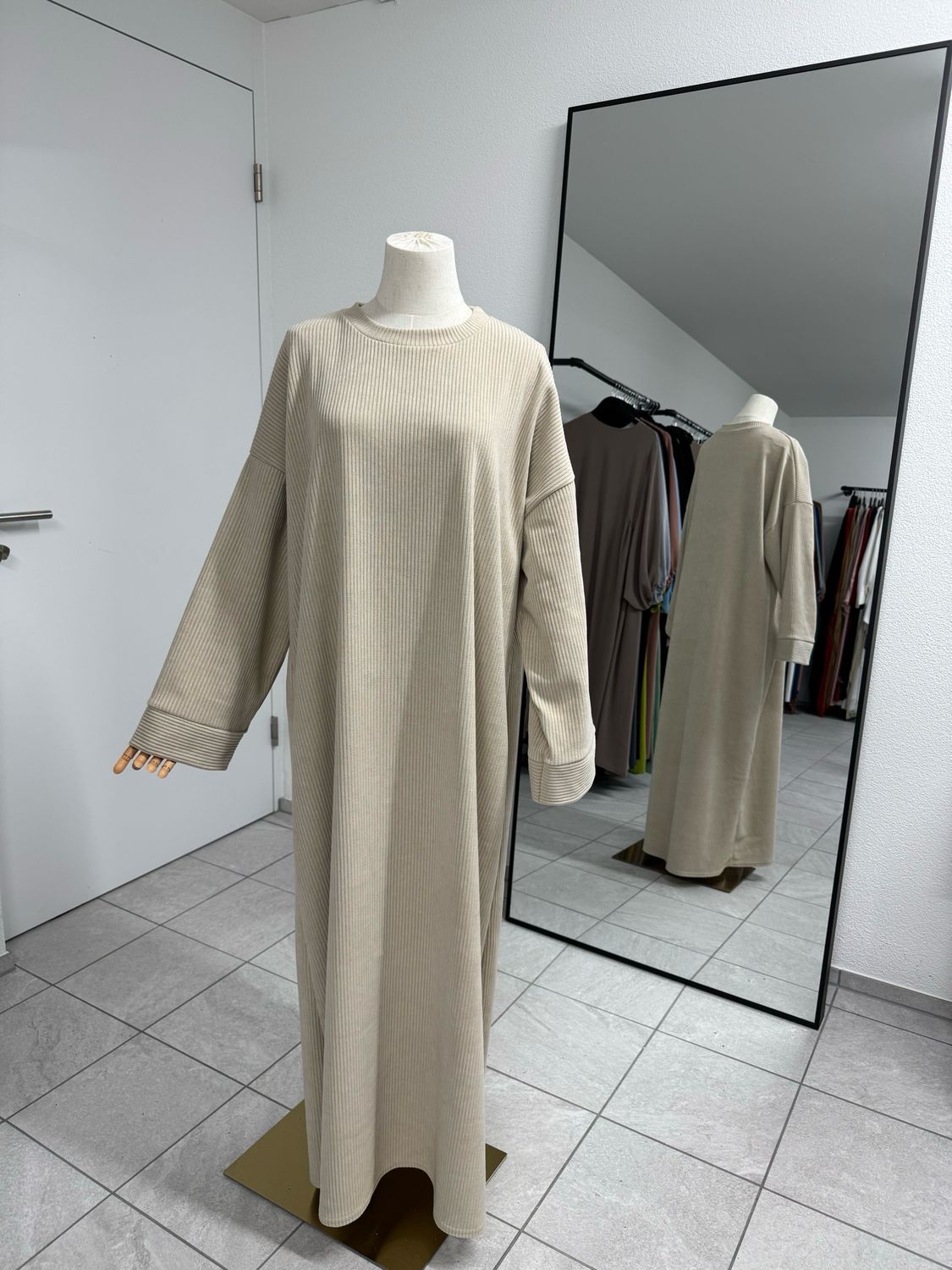 Cord Abaya