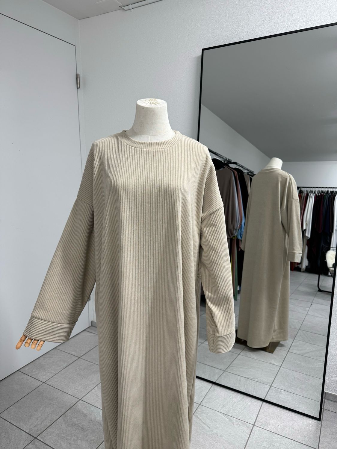 Cord Abaya