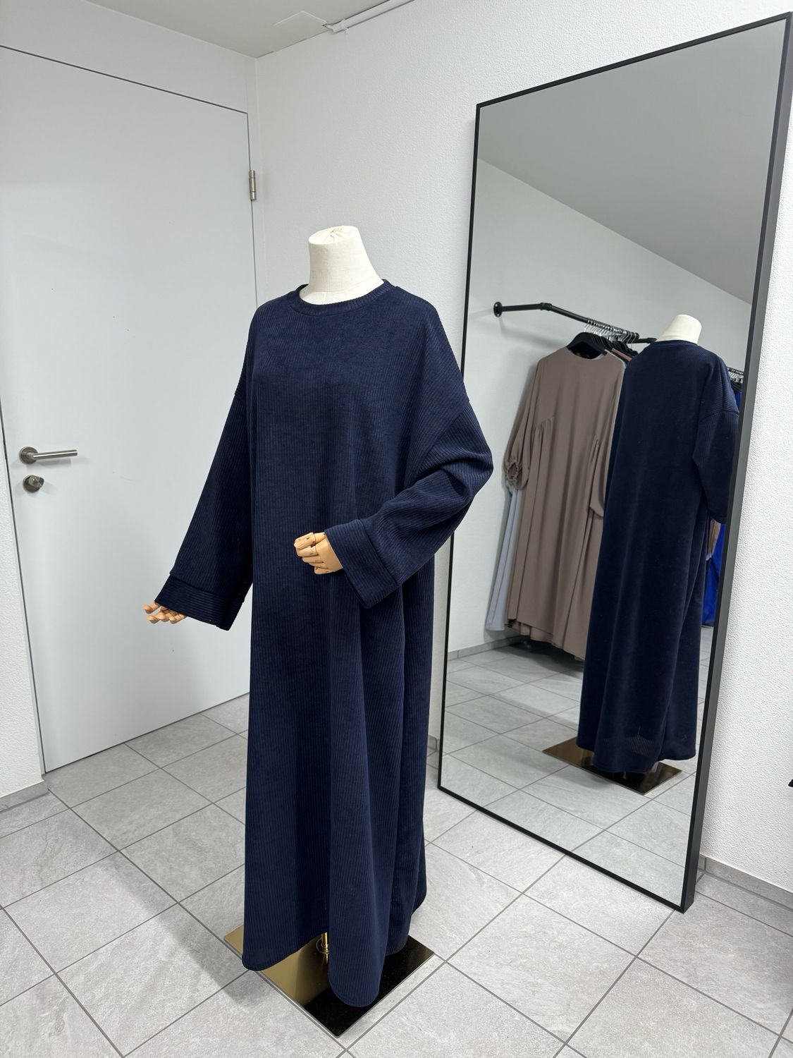 Cord Abaya