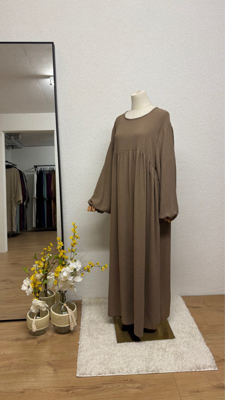 Abaya-Ballonärmel taupe