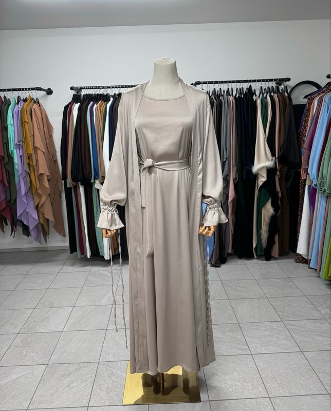 MIYAH ABAYA beige