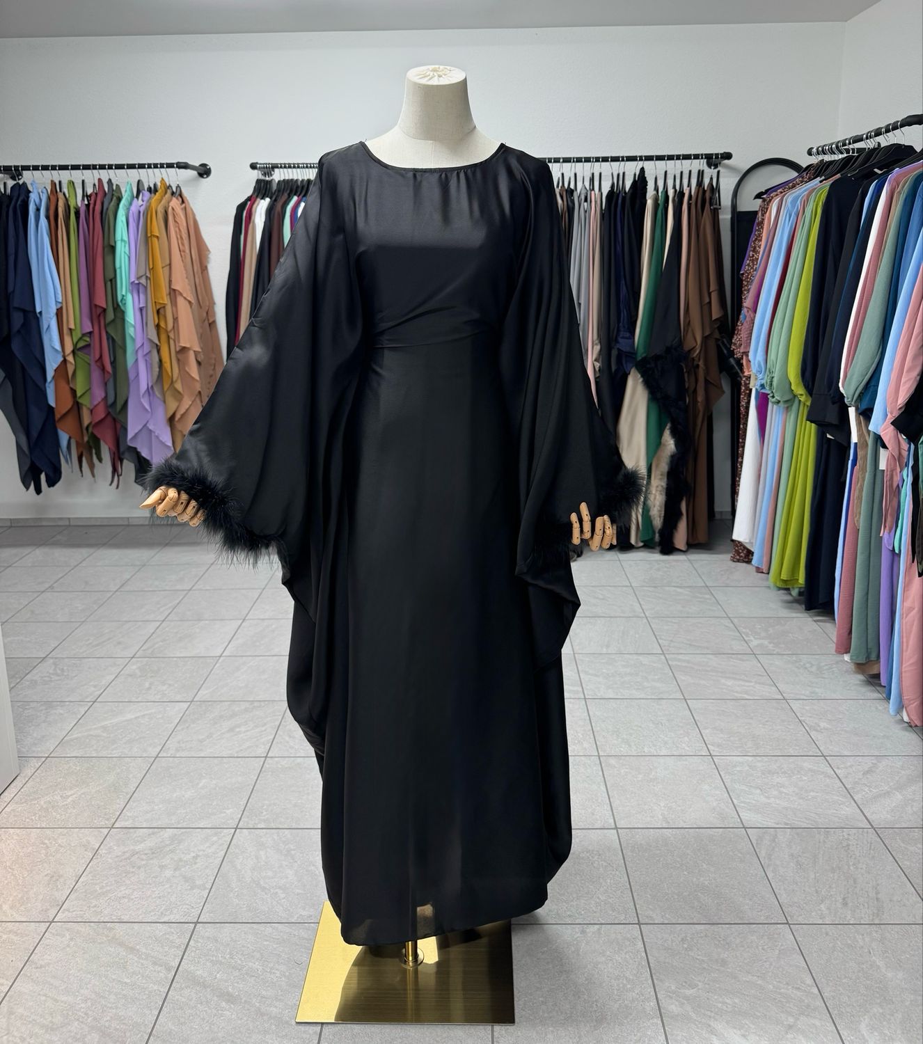 HIRA ABAYA schwarz