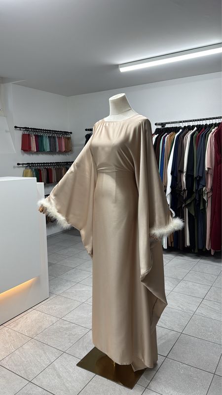 HIRA ABAYA champagne