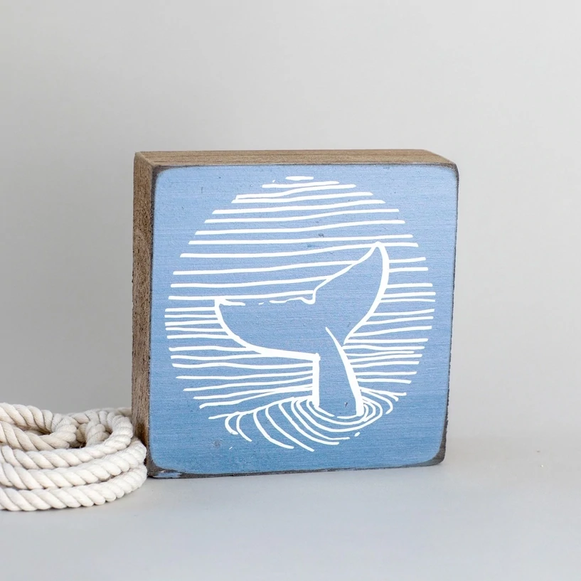 Whale Tail Circle Block