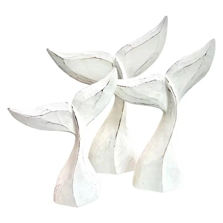 Whale Tail White Medium