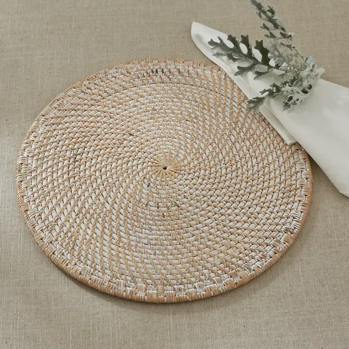 Rattan Charger