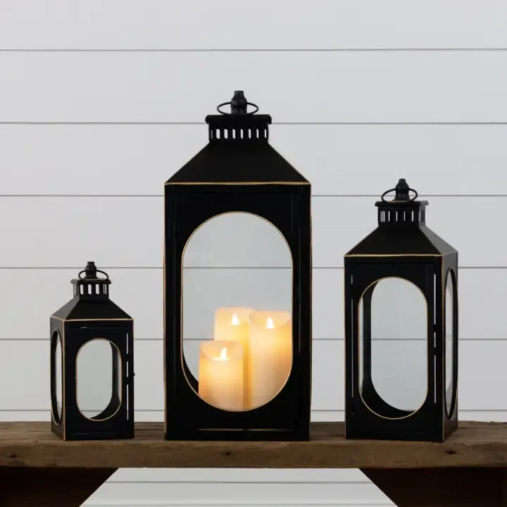 Black Lanterns With Gold