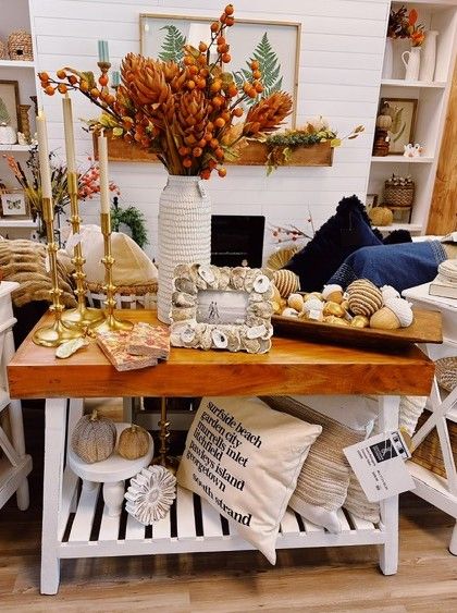 Early Settler Console Table