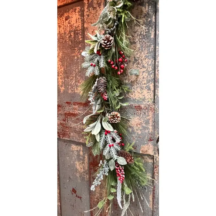 Christmas Morning Garland