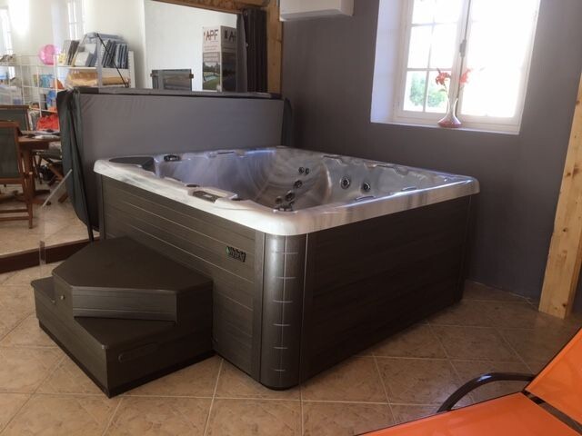 Spa BEACHCOMBER 730 HYBRID SIGNATURE Spa BEACHCOMBER 730 HYBRID SIGNATURE