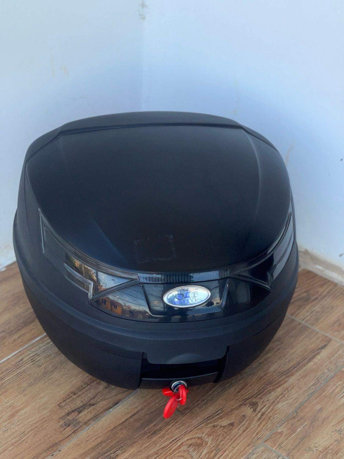Cajuela para moto de 32 litros material plástico