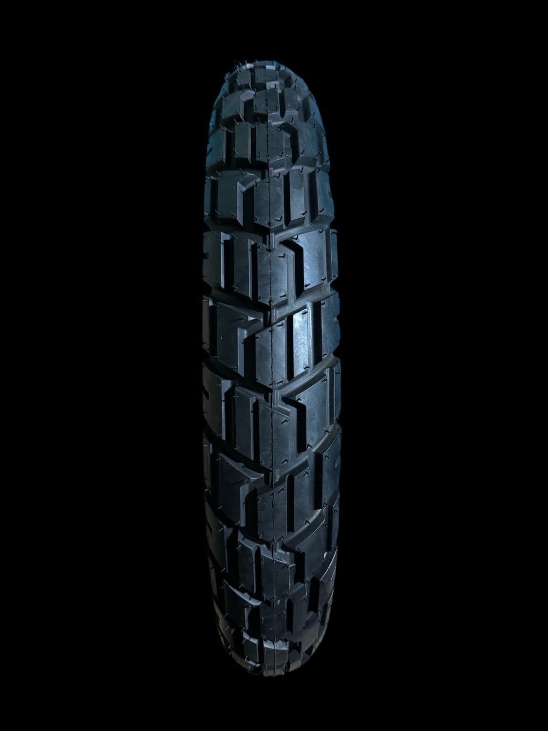 90/90-18 L671