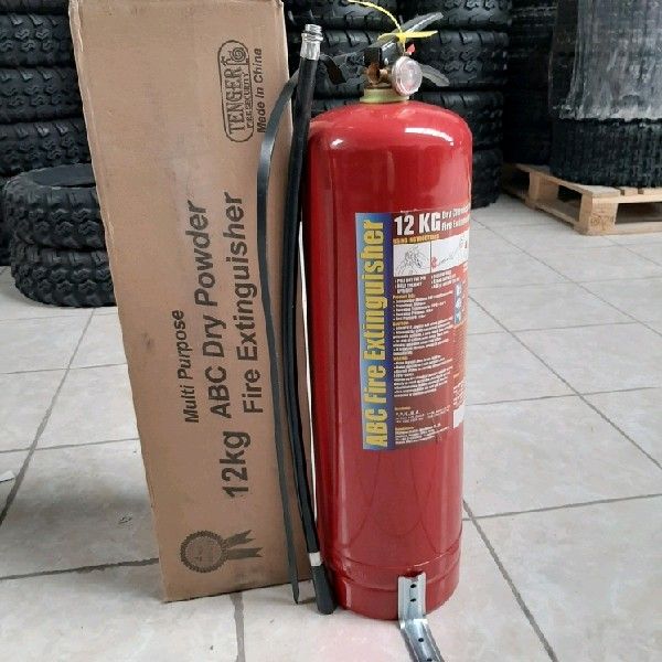 EXTINGUIDOR 26LBS ABC RECARGABLE 12KG