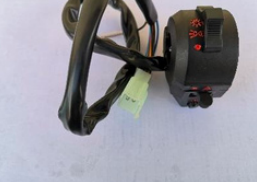SWITCH DE LUZ (DERECHO) CG125, CARGO