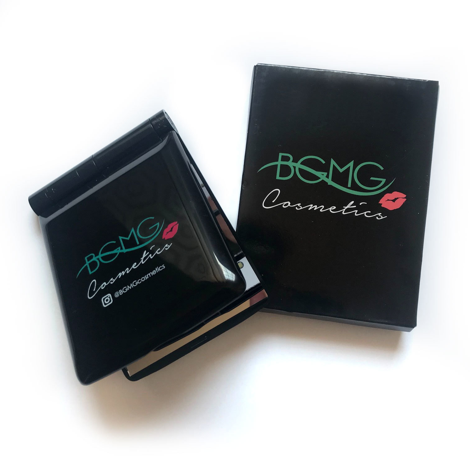 Compact Beauty / Make-up Mirror with LED Lights bgmgcosmetics1010