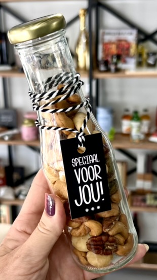 Flesjes noten en chocolade Flesjes noten en chocolade