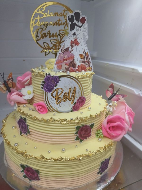 Wedding Cake Large
