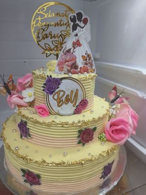 Wedding Cake Large
