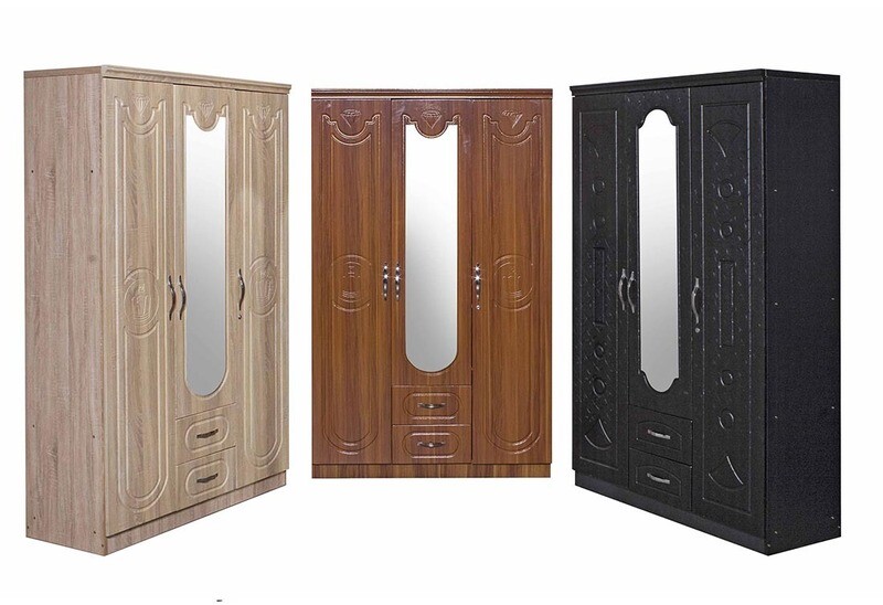 603 – 3 Door wardrobes