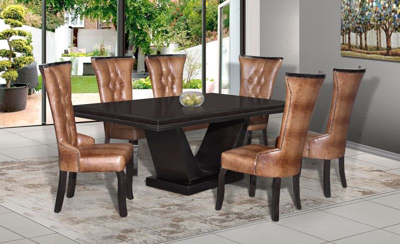 Classic Dining Room Suite