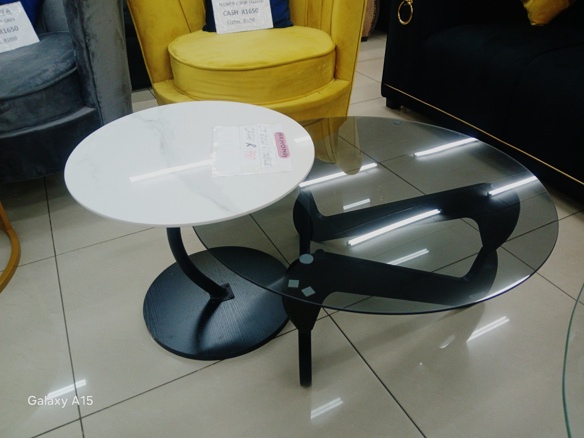 8061 CT glass (self assembly) Coffee Table