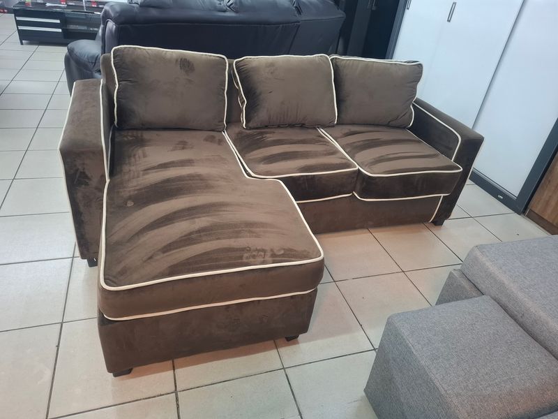Hippo corner couch Brown