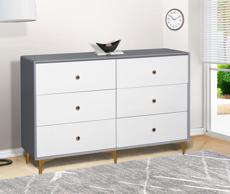 Robin Chest Of Draw