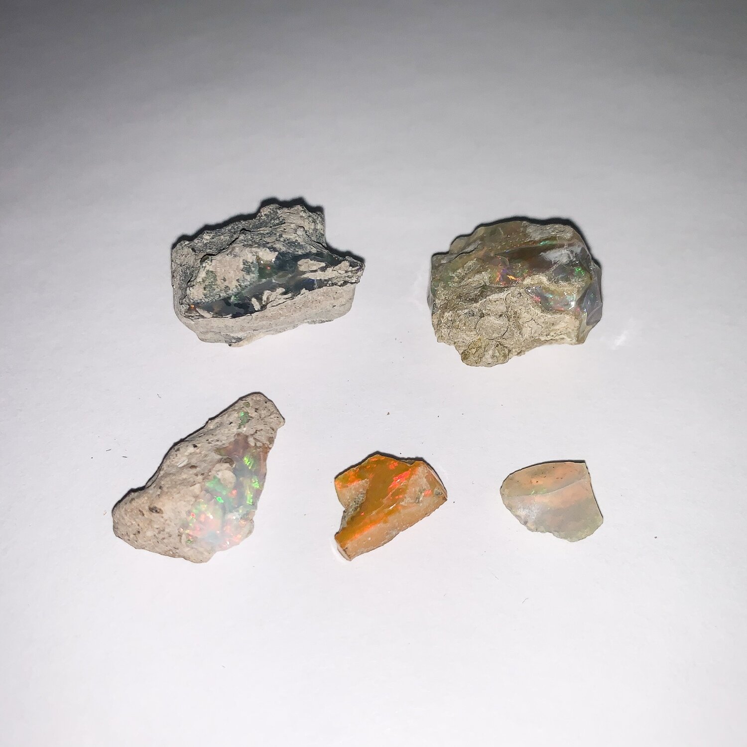 Ethiopian Opals - 5 pieces - 13 grams