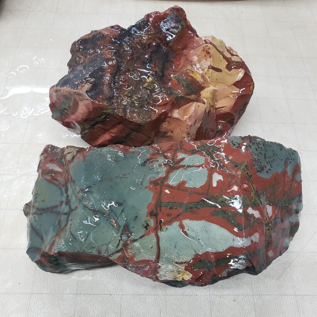 Red and Green Blanket Rhyolite Rough