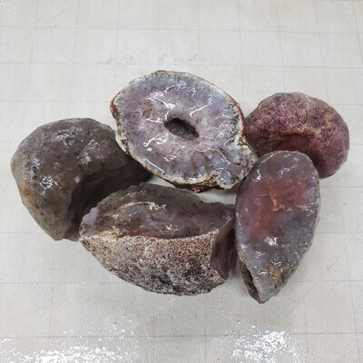 Red-Pink Swali Agate Rough
