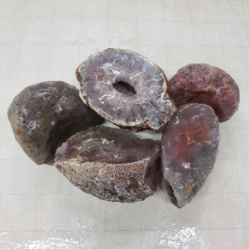 Red-Pink Swali Agate Rough