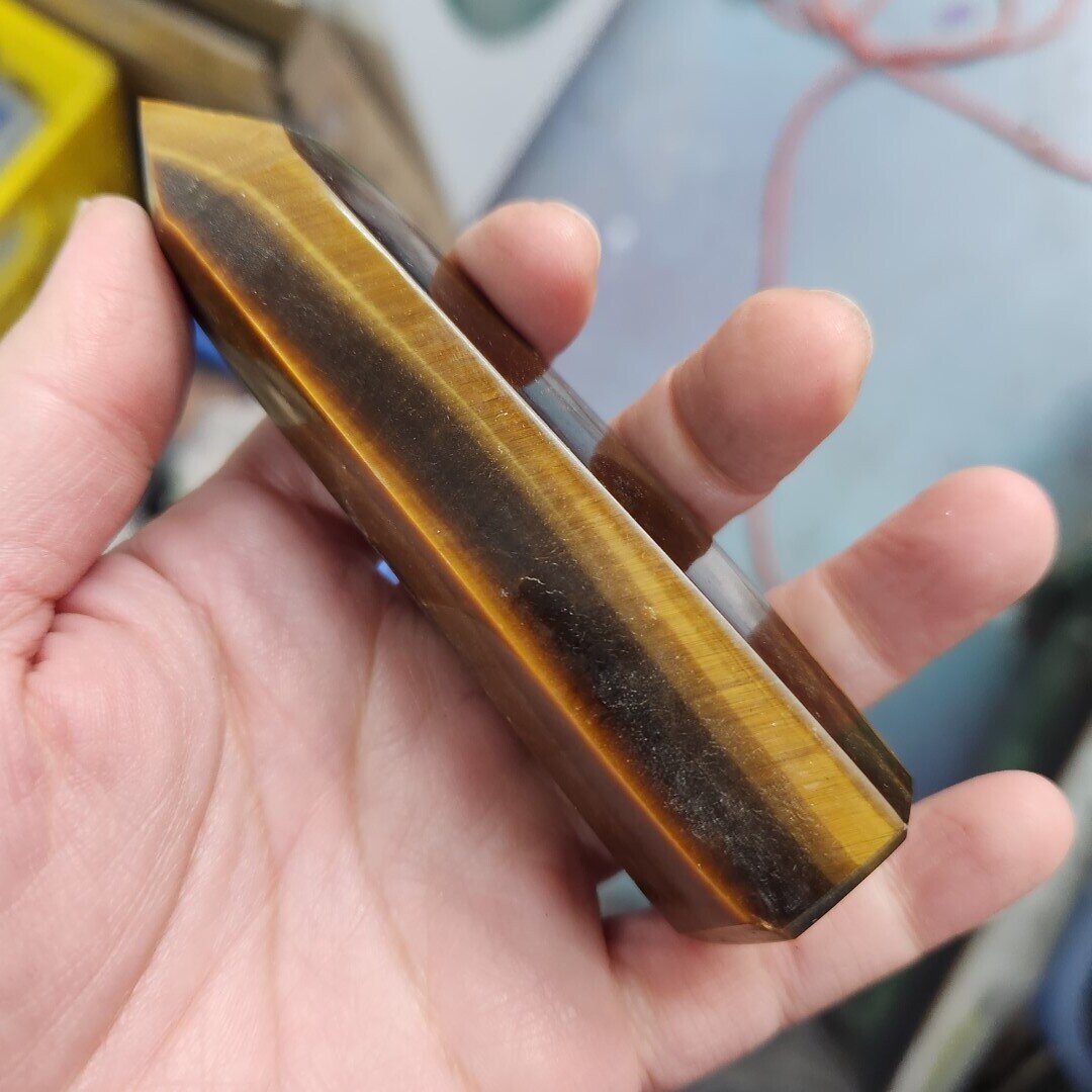 Tiger&#39;s Eye Point