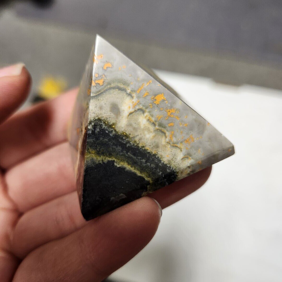 Bumblebee Stone Pyramid