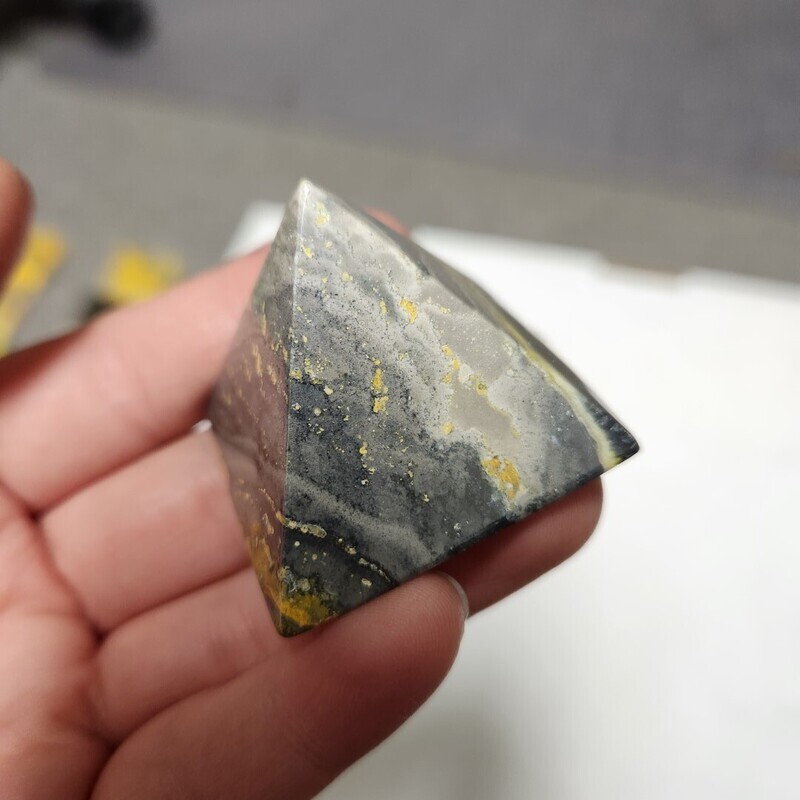 Bumblebee Stone Pyramid