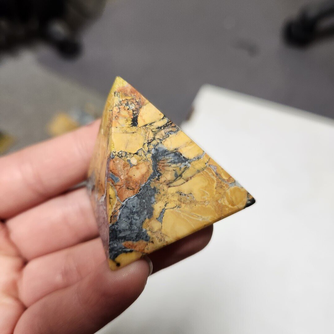 Maligano Jasper Pyramid