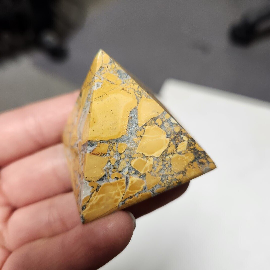 Maligano Jasper Pyramid