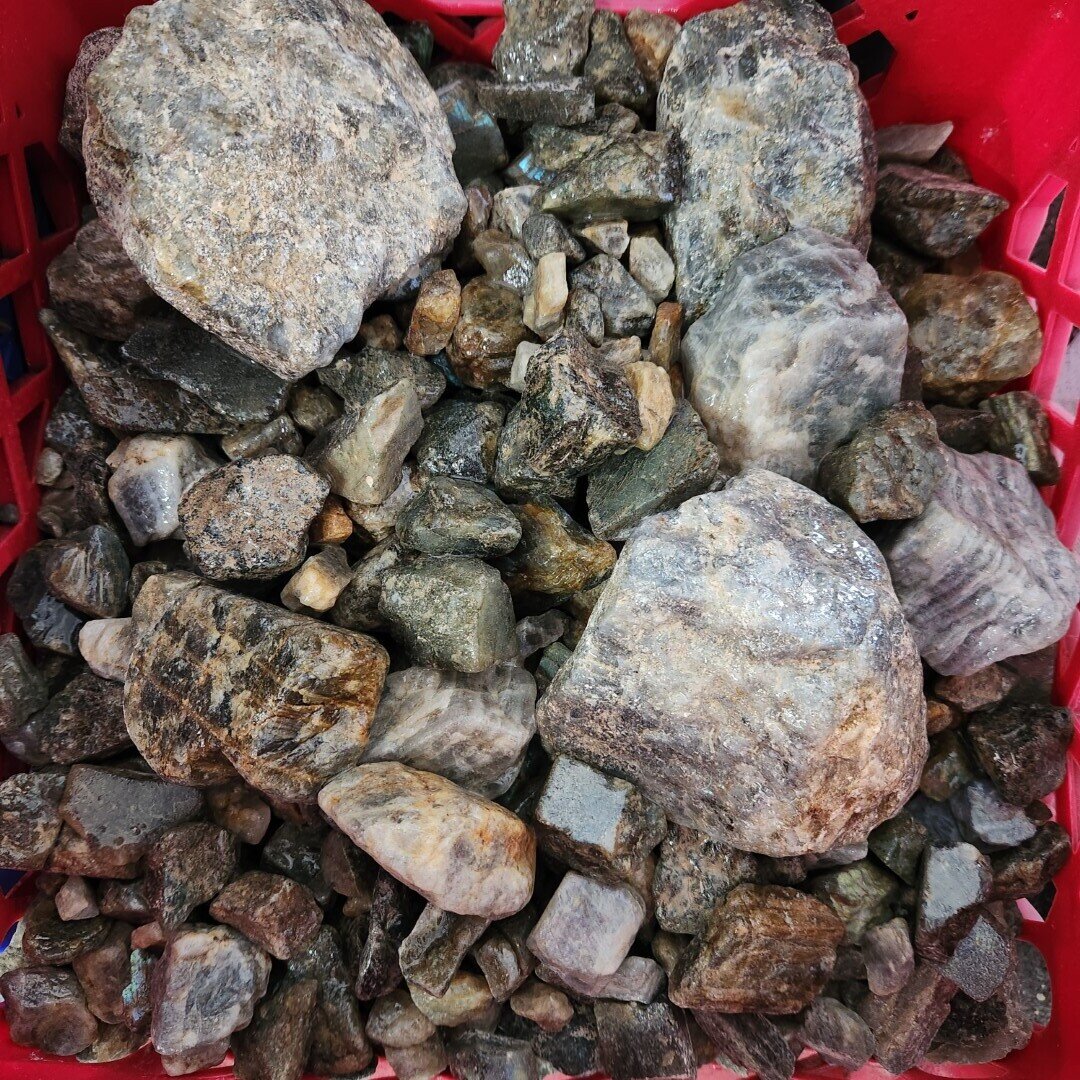 Labradorite Tumbling Rough (per pound)