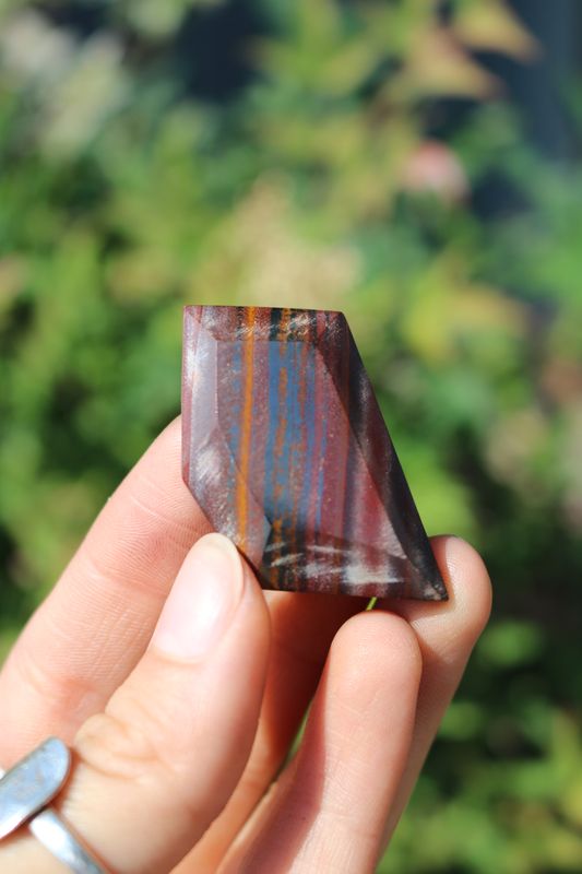 Polished Banded Tiger Iron Muggle Stone Jewerly Freeform