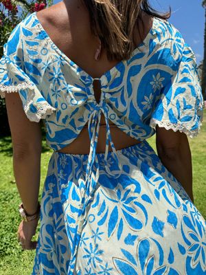 OPEN BACK FLORAL DRESS