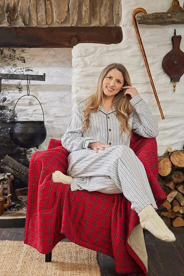 Women&#39;s Flannel Pyjamas Set 100% Cotton Long Sleeve Blue Ivory Stripe Irish Made