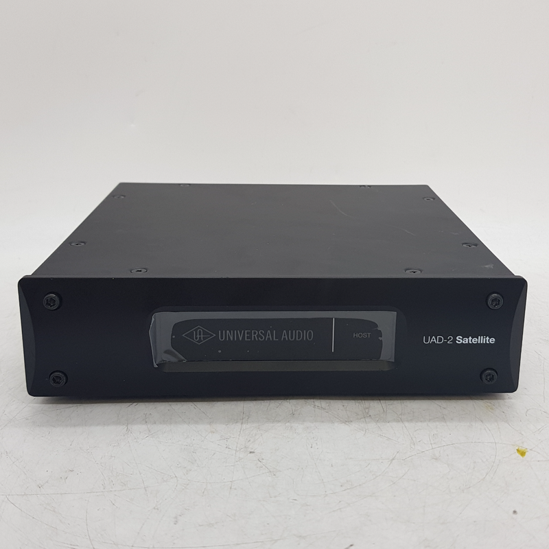 Universal Audio UAD-2 Satellite USB Quad Core - In Nette Staat Universal Audio UAD-2 Satellite USB Quad Core - In Nette Staat