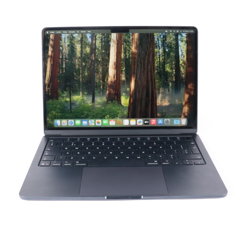 Macbook Air 2025 M4 13'' 16GB 256GB - ZGAN (9 Cycli) — Used Products