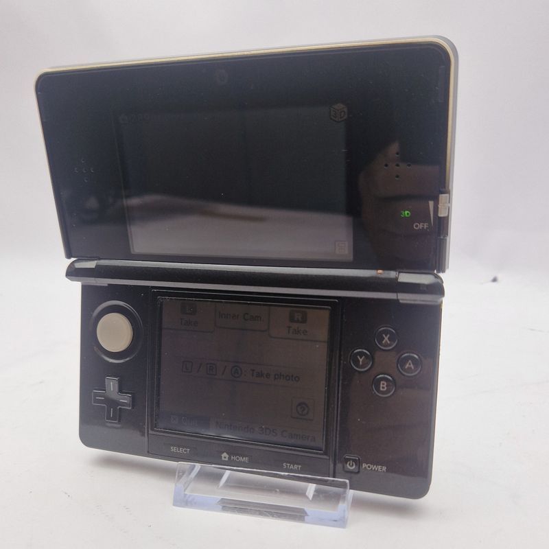 Nintendo 3DS + Adapter — Used Products