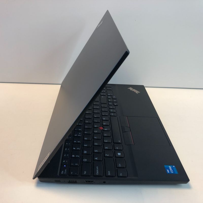 Lenovo Thinkpad E15 Gen 2 | i5 | 256GB | 8GB | Nette Staat — Used