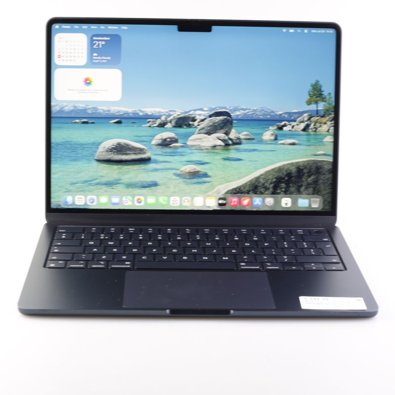 【美品】MacBook Air (M2,2022) 16GB / 256GB MacBook Air 13 Inch 2022 M2 16GB 256GB Midnight NETTE STAAT — Used