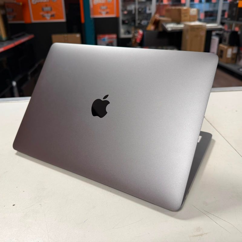 Macbook Pro 13 Inch 2017 i5 8GB 128GB Space Gray — Used Products